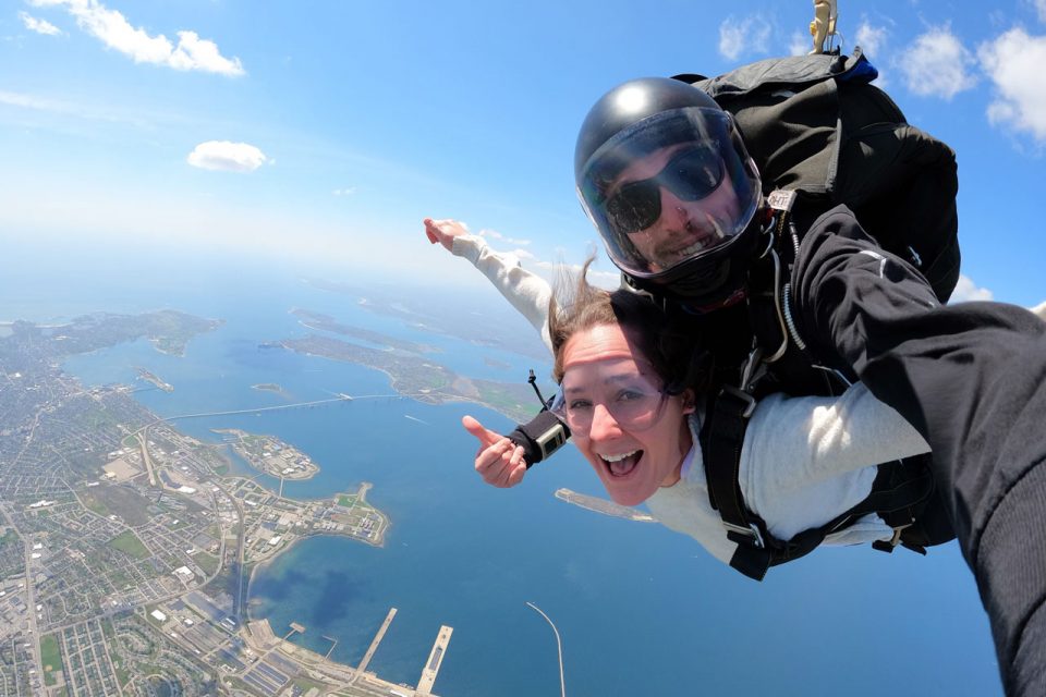 Where can I go skydiving in New York?
